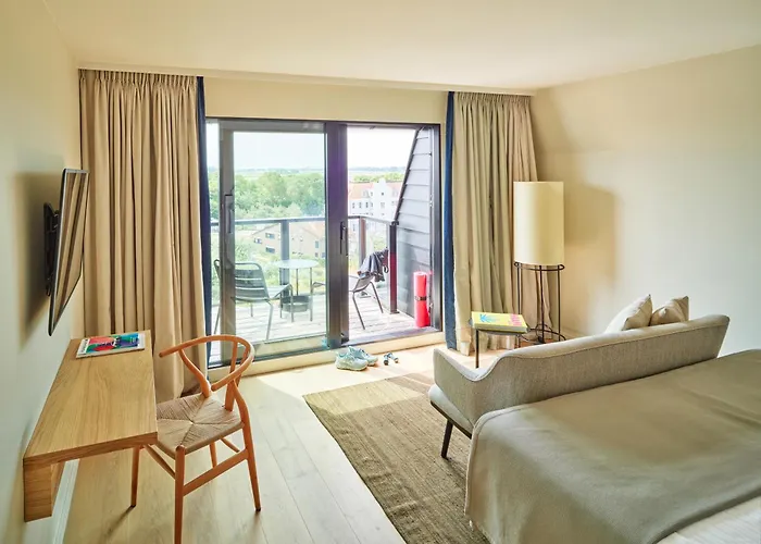 Hotel de Blanke Top